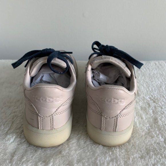 Reebok Classics - Picture 5 of 5